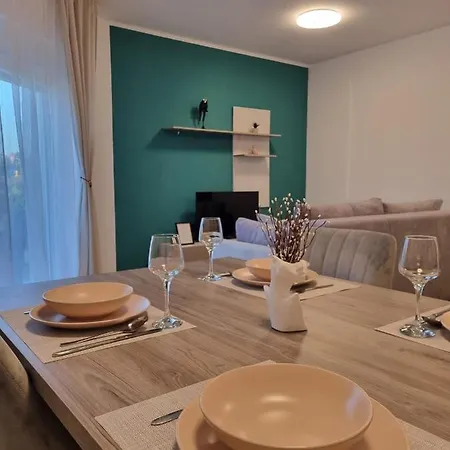 Apartment Toni Drnis