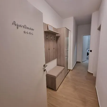 Apartment Toni Drnis