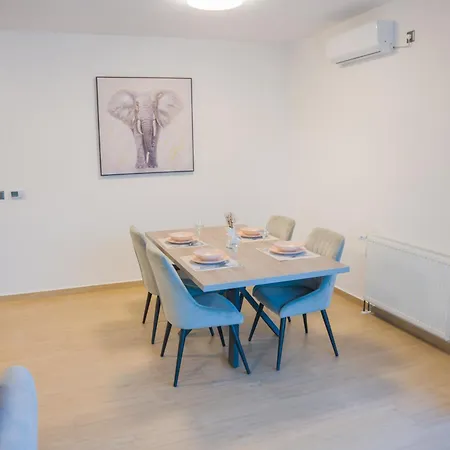 Lägenhet Toni Drniš